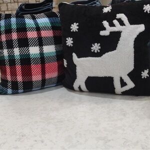 Vera Bradley holiday decoration throw pillows (2)